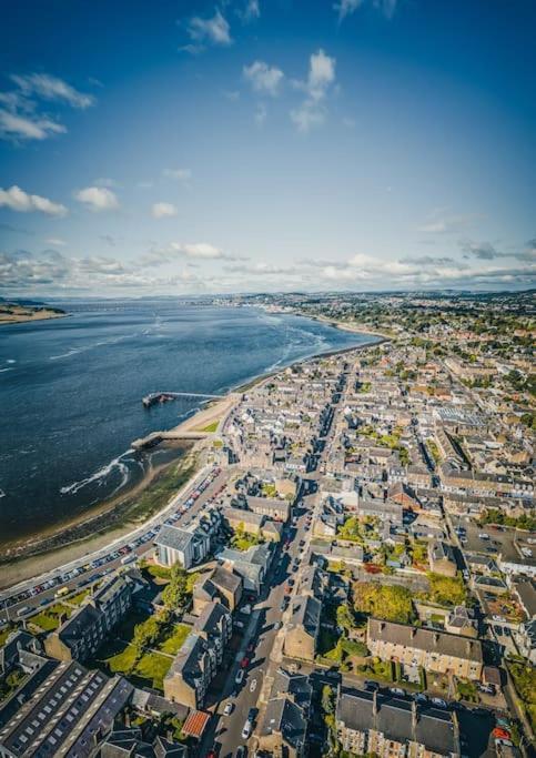 Broughty Ferry Riverview Apt -3 Bedroom -Sleeps 6 Exterior photo